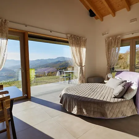 بيت ضيافة La Finestra Sul