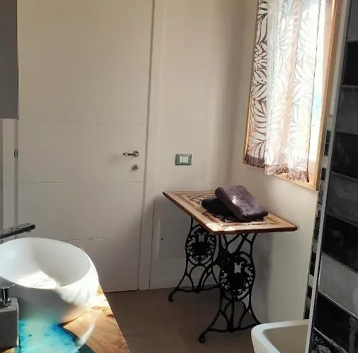 La Finestra Sul 게스트하우스 3*